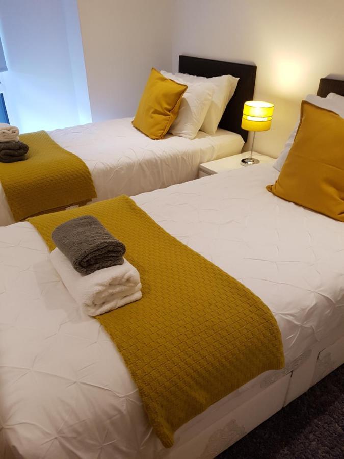 Ekhaya three Apartment Manchester Bagian luar foto