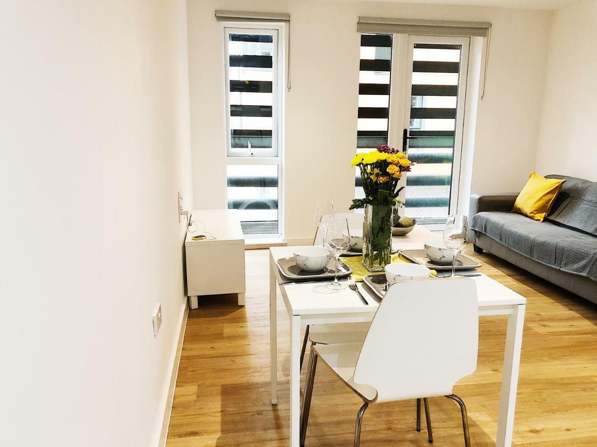 Ekhaya three Apartment Manchester Bagian luar foto