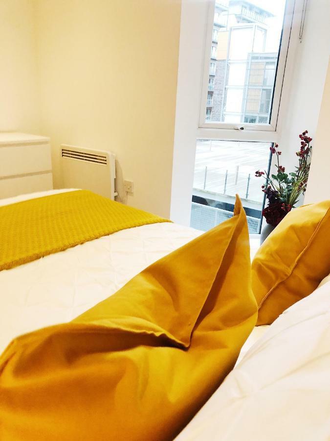 Ekhaya three Apartment Manchester Bagian luar foto