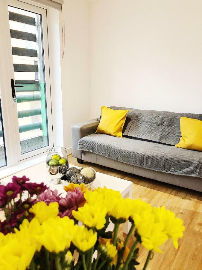 Ekhaya three Apartment Manchester Bagian luar foto